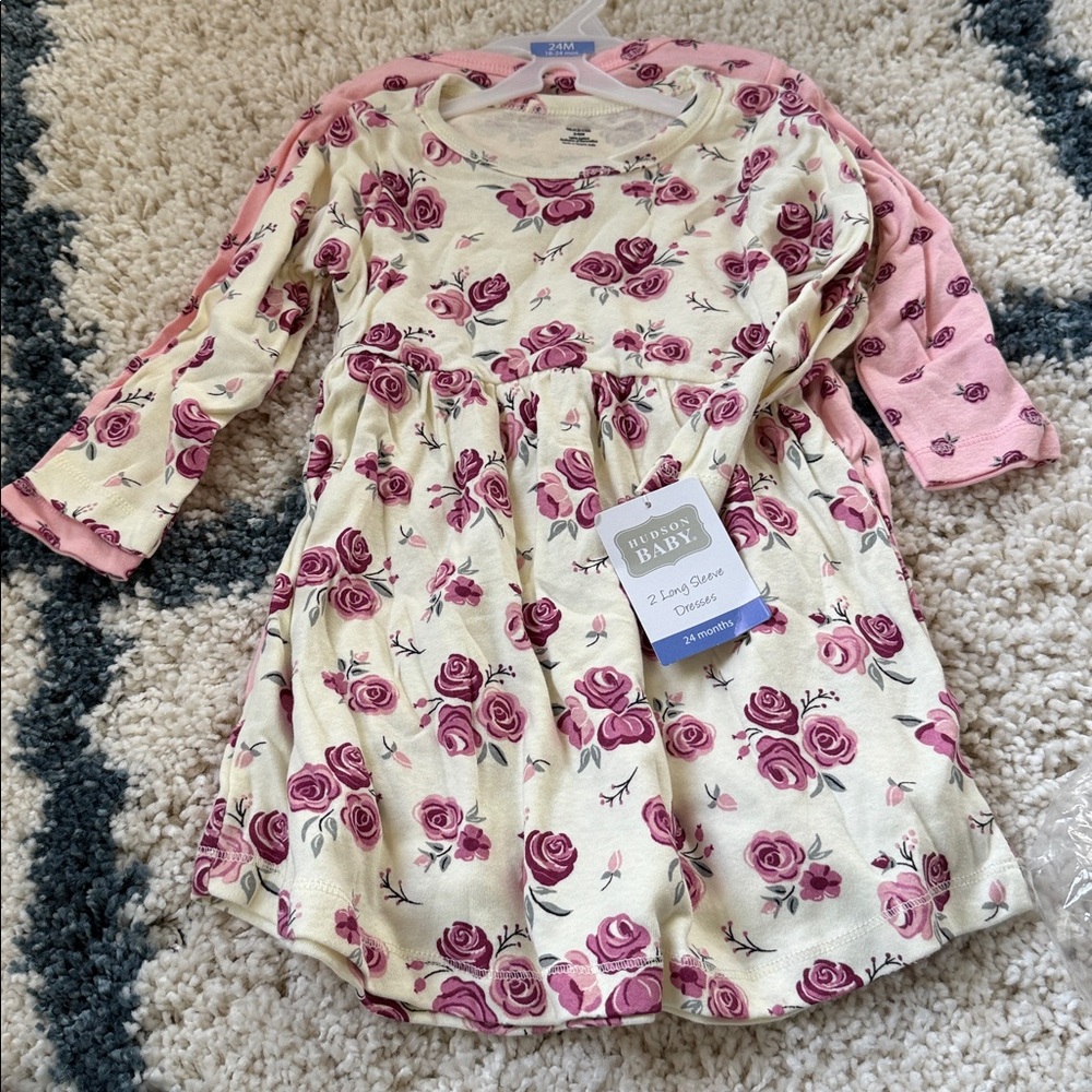 ⭐️❤️HOST PICK❤️⭐️Hudson Baby Floral Dress pack of two brand new MRSP $40